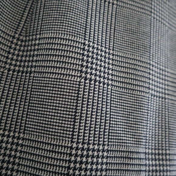 H&M houndstooth plaid pencil skirt, size 02 - Dark academia preppy vintage 90s - Picture 3 of 4